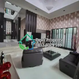 DIJUAL VILLA KOMP CEMARA ASRI JALAN RENGAS