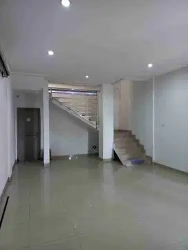 (HOT SALE) RUKO TERUSAN BUAH BATU, BANDUNG, 3 LANTAI, STRATEGIS DAN RAMAI, COCOK UNTUK USAHA (NEGO)