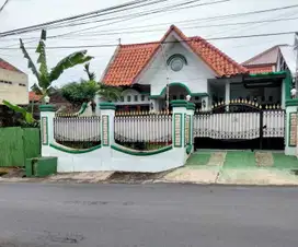 Dijual Rumah Lokasi Strategis Di Jl.tusam Timur Raya Banyumanik