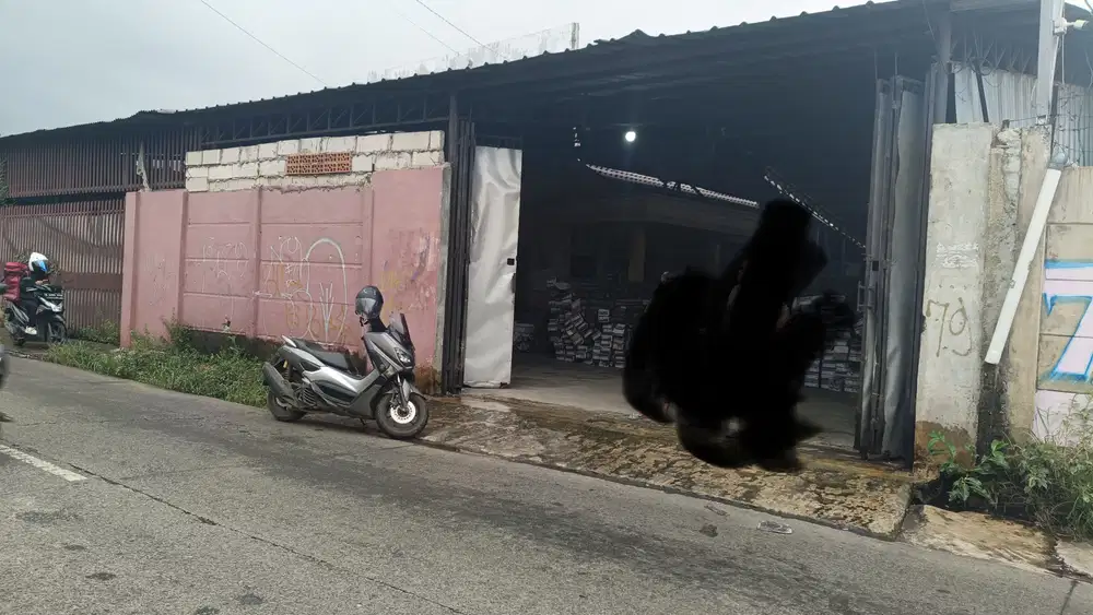 Dijual Gudang Siap Pakai Di Jalan Utama Mustika Sari Bekasi Timur