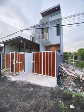 Dijual Rumah Baru gress. Siap Huni di Gunung Anyar Surabaya