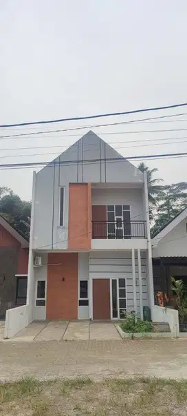 Rumah 2 lantai Dengan Keamanan Terjamin di Bekasi