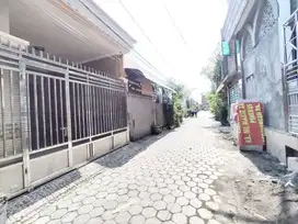 Dijual Rumah Bagus Siap Huni Strategis di Bulak Banteng Surabaya Utara
