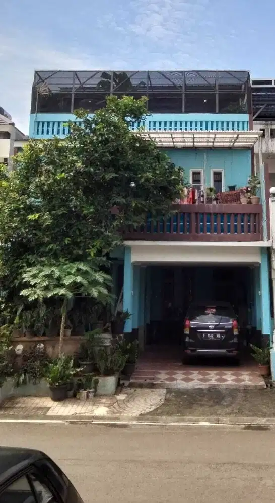 Dijual rumah di kota wisata Cibubur