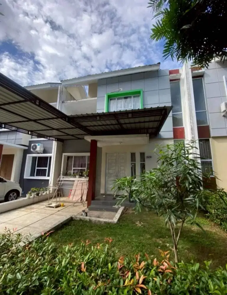 Dijual murah rumah 2 lantai Full furnish siap huni di sukajadi