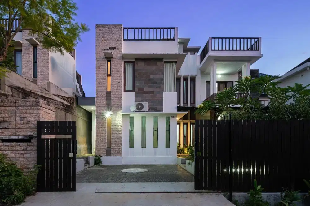 House Full Furnished with A Garden & Ocean View From Rooftop