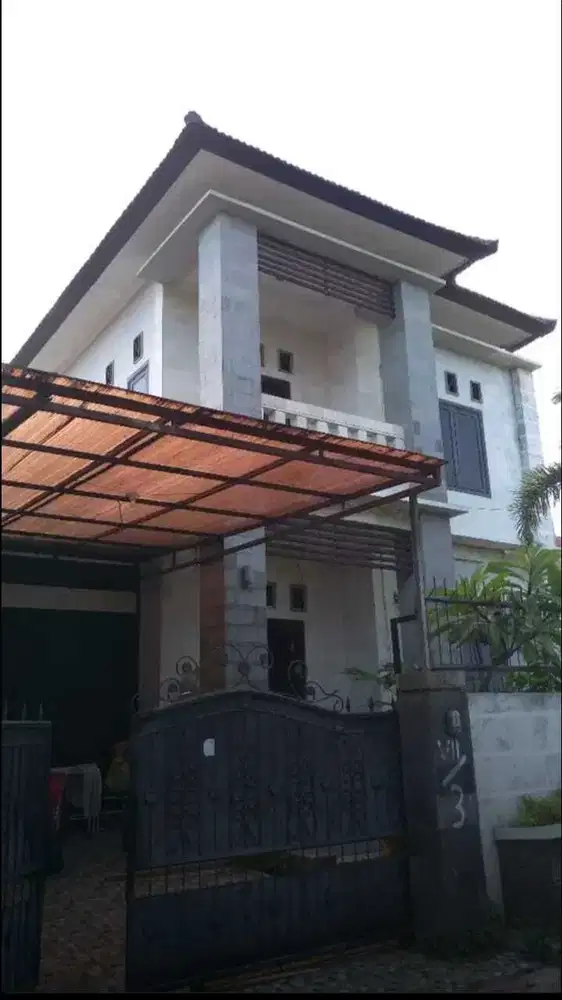 Dijual Rumah Lantai 2 Di Lokasi Strategis Gatot Subroto Denpasar