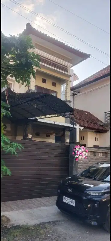 Di jual rumah strategis jalan Tukad Badung, Denpasar, Bali