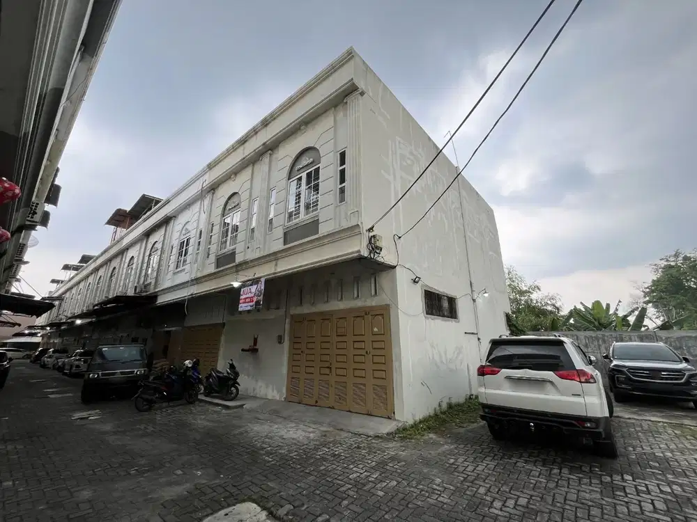 Rumah gandeng di Katamso