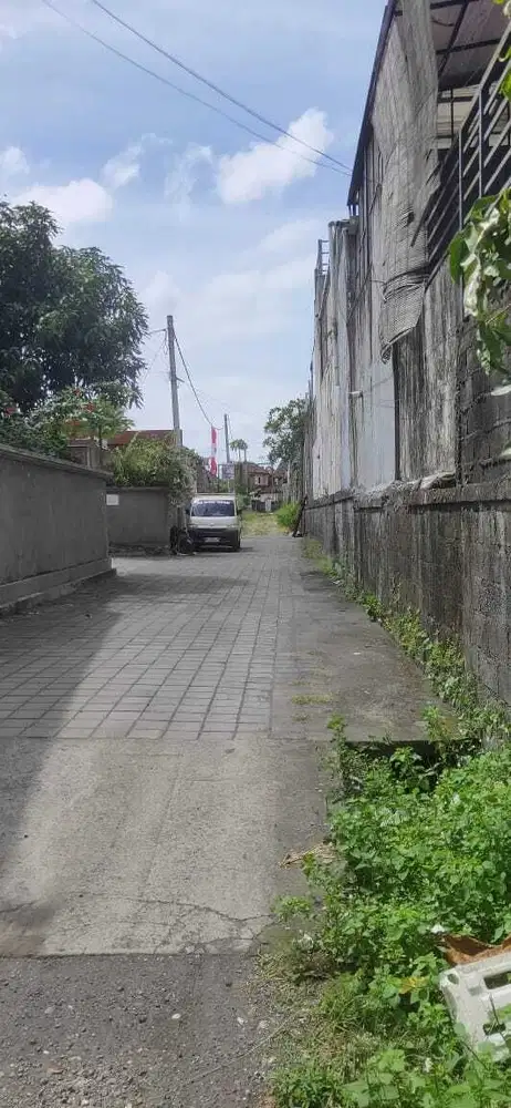 Di kontrakan tanah  jalan Gatsu VI , Denpasar ,Bali