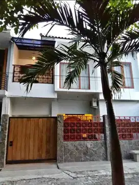 Rumah Baturan 2Lantai, 3Kt, 2Km, jl Moren, jl Pakel, Colomadu