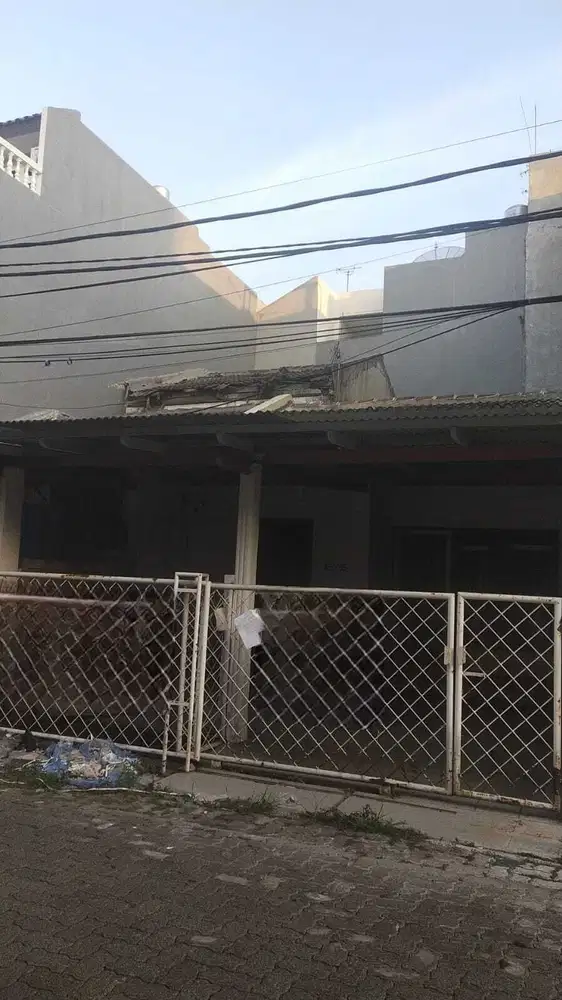 Dijual Rumah Tua hitung tanah saja