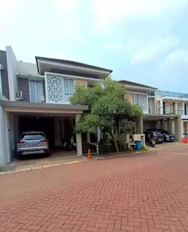 Rumah dalam perumahan greenhills jalan kaliurang KM 9