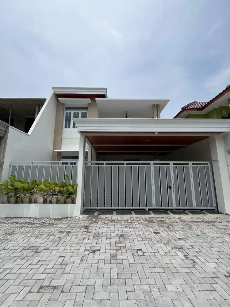 RUMAH MEWAH MODERN 2 LANTAI BERKUALITAS PREMIUM DI DEKAT BUDI MULIA