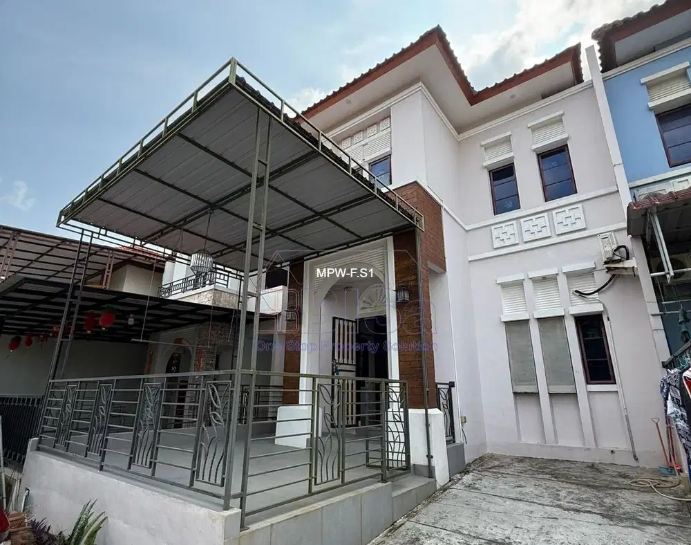 Rumah 2 Lantai Fully Equipped di Perumahan San Dona