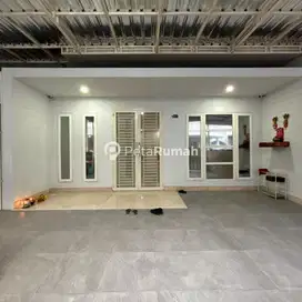 DIJUAL VILLA JALAN SELAMAT KETAREN KOMPLEK MUTIARA PALACE