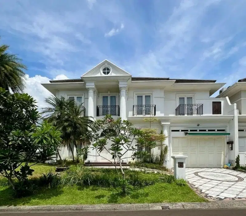 Dijual rumah klasik harga cantik at Bukit golf BSD Tangsel