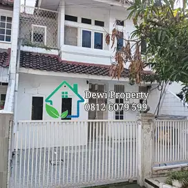 DIJUAL VILLA KOMP JATI MAS JL PERINTIS KEMERDEKAAN