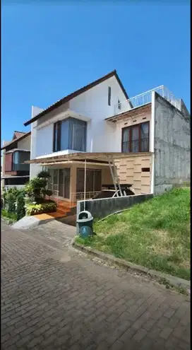 Rumah siap huni minimlias setiabudi gegekalong bandung