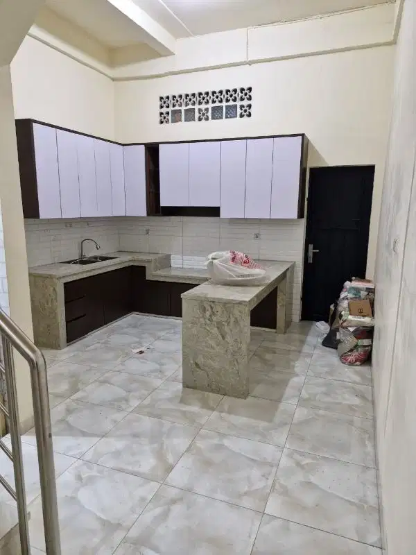 dijual Rumah siaphuni komplek tempuling krakatau