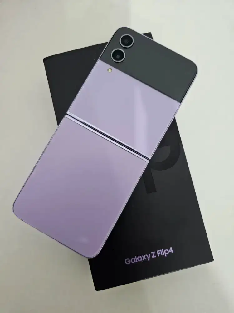Samsung Z Flip 4 Ram 8 / 128