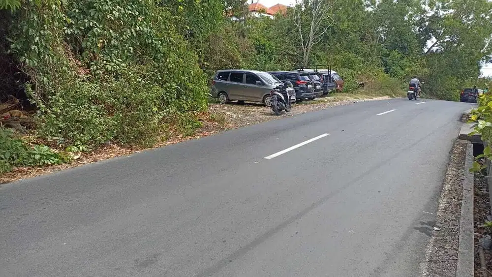 Disewakan tanah jln utama toyaning ll ungasan badung bali