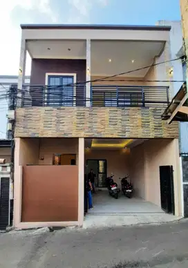 Rumah Baru di perkampungan Pejaten barat Pasar minggu
