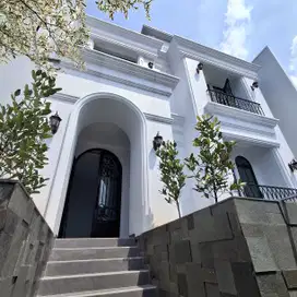 Dijual Rumah Mewah Dekat Tol Simatupang