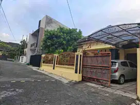 Rumah Bagus Dalam Perumahan Di Jombor Dekat JCM, MONJALI, UGM, AL AZHAR
