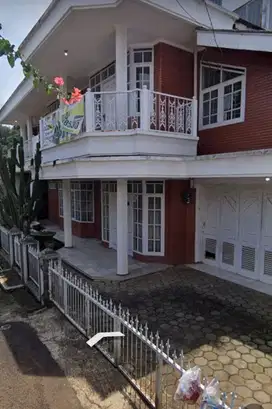 Rumah Terawat Siap Huni Ciumbuleuit Bandung