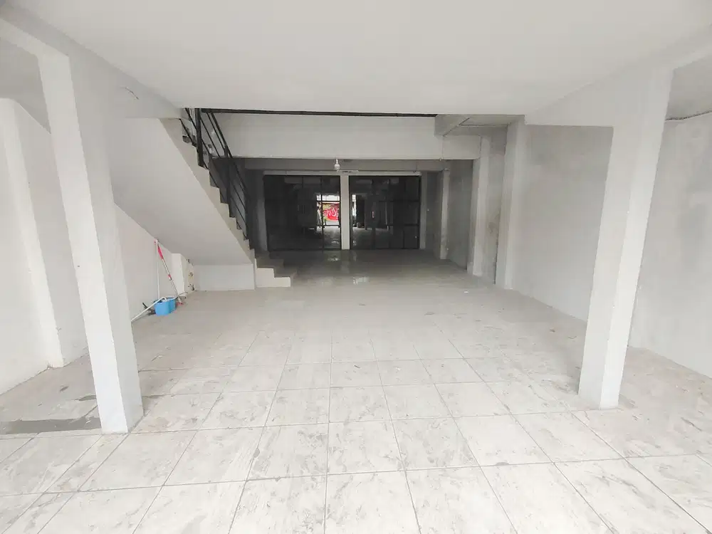 DISEWAKAN Ruko Strategis di Jl.Sudirman, Bandung