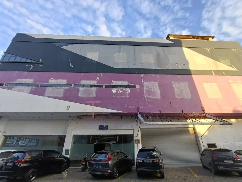 Ruang Usaha Luas 858 m² di Lokasi Strategis Batam Center