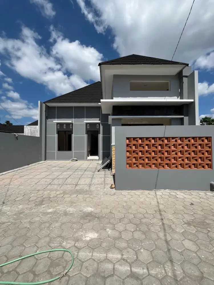 RUMAH BARU MEWAH LIMASAN MODERN BERKUALITA DI WEDOMARTANI NGEMPLAK