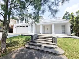 RUMAH MEWAH DI KOTA BARU PARAHYANGAN BANDUNG