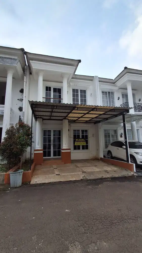 Rumah 2 Lantai Selatan Jakarta, Desain American Classic