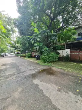 RUMAH TUA HITUNG TANAH  KEBAYORAN BARU JAKARTA SELATAN