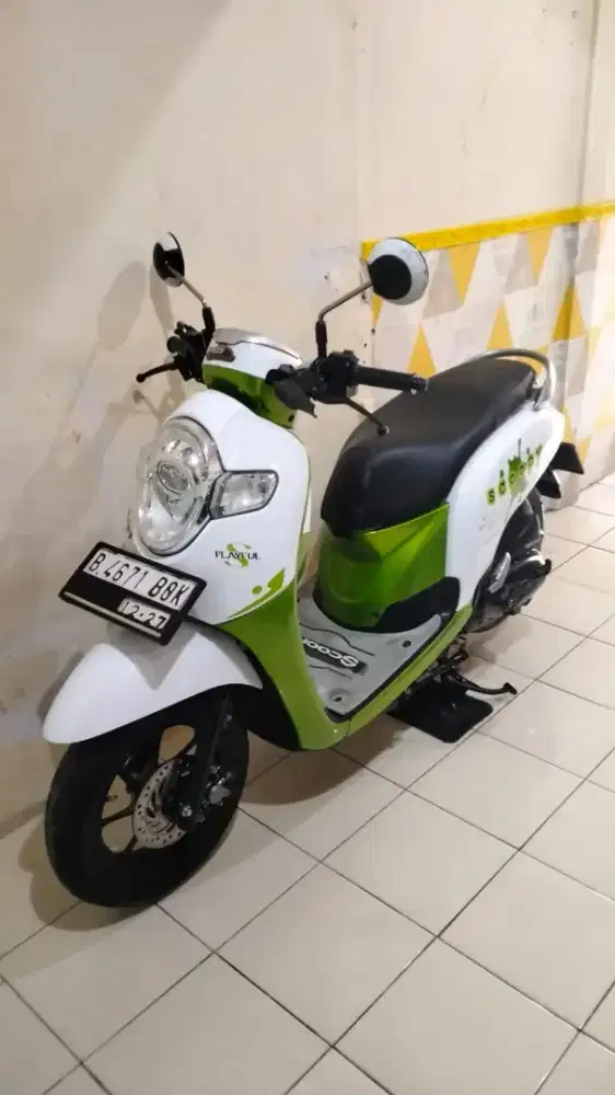 Bissmillah dijual motor Honda Scoopy SE 2017 istimewa