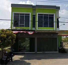 Ruko Mangesti Raya Gentan lingkungan ramai