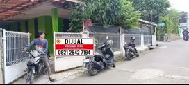 Di jual rumah siap huni bangunan lama terawat