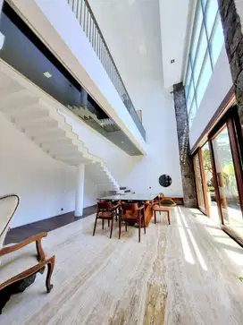 MEWAH ALA VILLA BALI RUMAH PAKUWON CITY DIJUAL