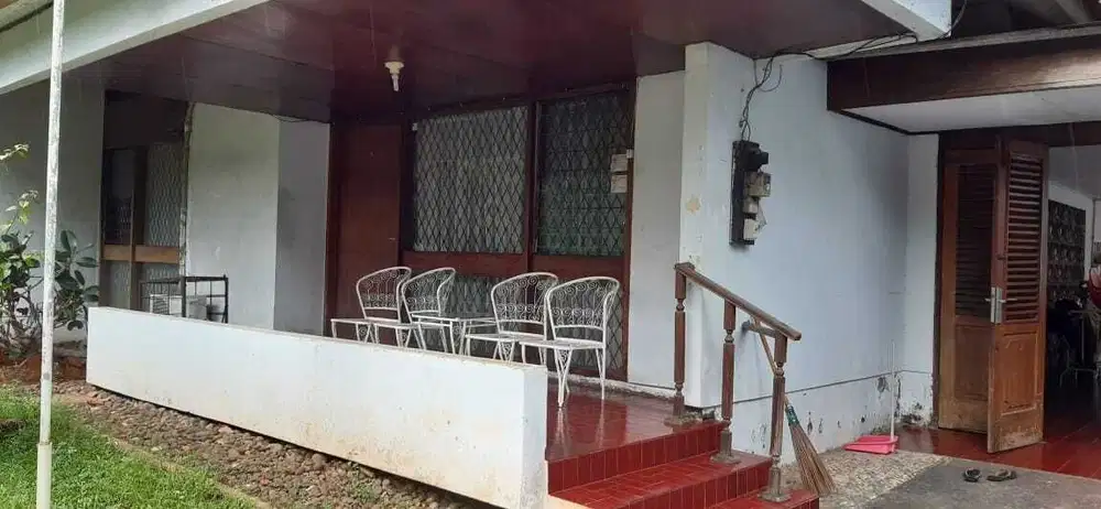 Rumah Tua dalam Komplek Area Cilandak Jakarta Selatan Harga NEGO