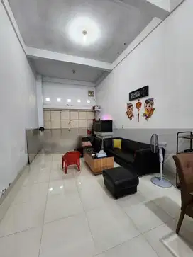 DIJUAL TOWNHOUSE JALAN PENDIDIKAN KOMPLEK KRAKATAU TOWNHOUSE