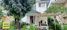 Di jual cepat rumah di sentul city