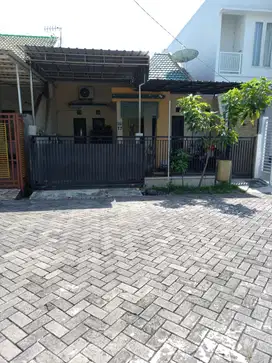 Dijual Rumah Sukolilo Dian Regency