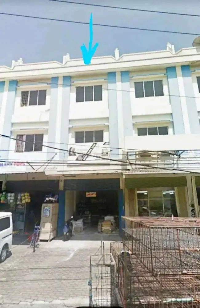 Ruko sewa siap pakai Raya Dupak 3,5lantai ada 3 unit jejer
