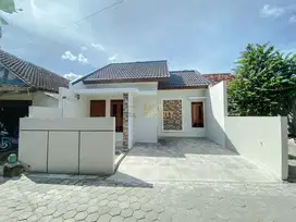 RUMAH SIAP HUNI, DEKAT RING ROAD TIMUR DI BANGUNTAPAN