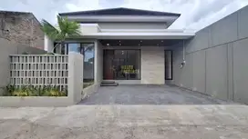 RUMAH BARU & SIAP HUNI TANAH LUAS DEKAT CANDI SAMBISARI DI KALASAN