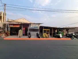Rumah Hitung Tanah Pinggir Jalan Strategis Jebres