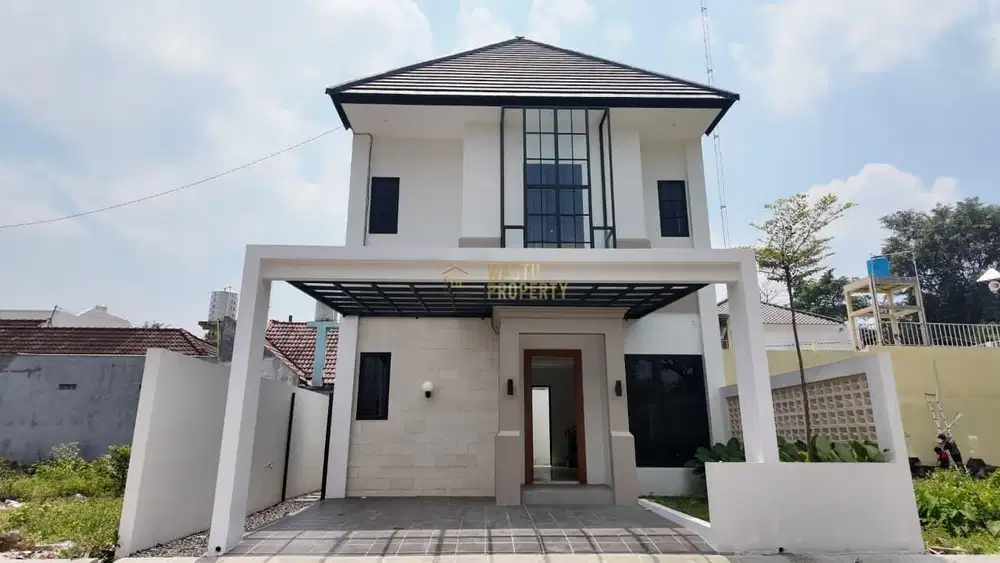 RUMAH 2 LANTAI DALAM CLUSTER ONE GATE DI AREA PALAGAN SLEMAN