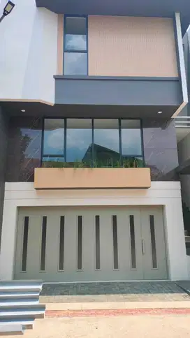 Rumah Baru Modern smart Sistem di Setra Duta Grande Bandung